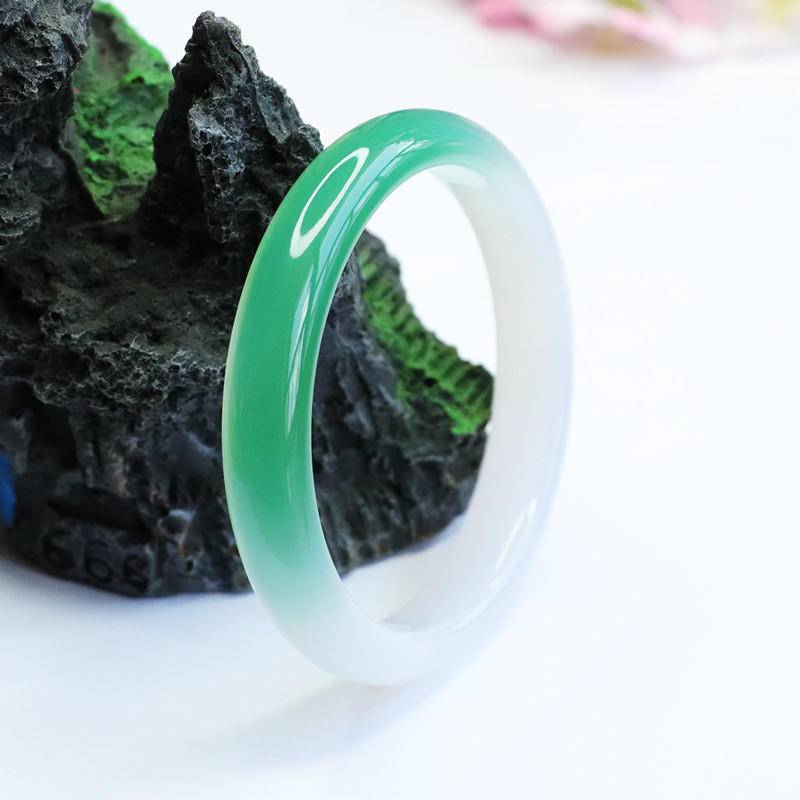 天然绿玉髓手镯荔枝冻玛瑙镯子