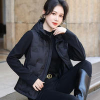时尚优雅轻薄拼接短款女式羽绒服（含绒子82%)